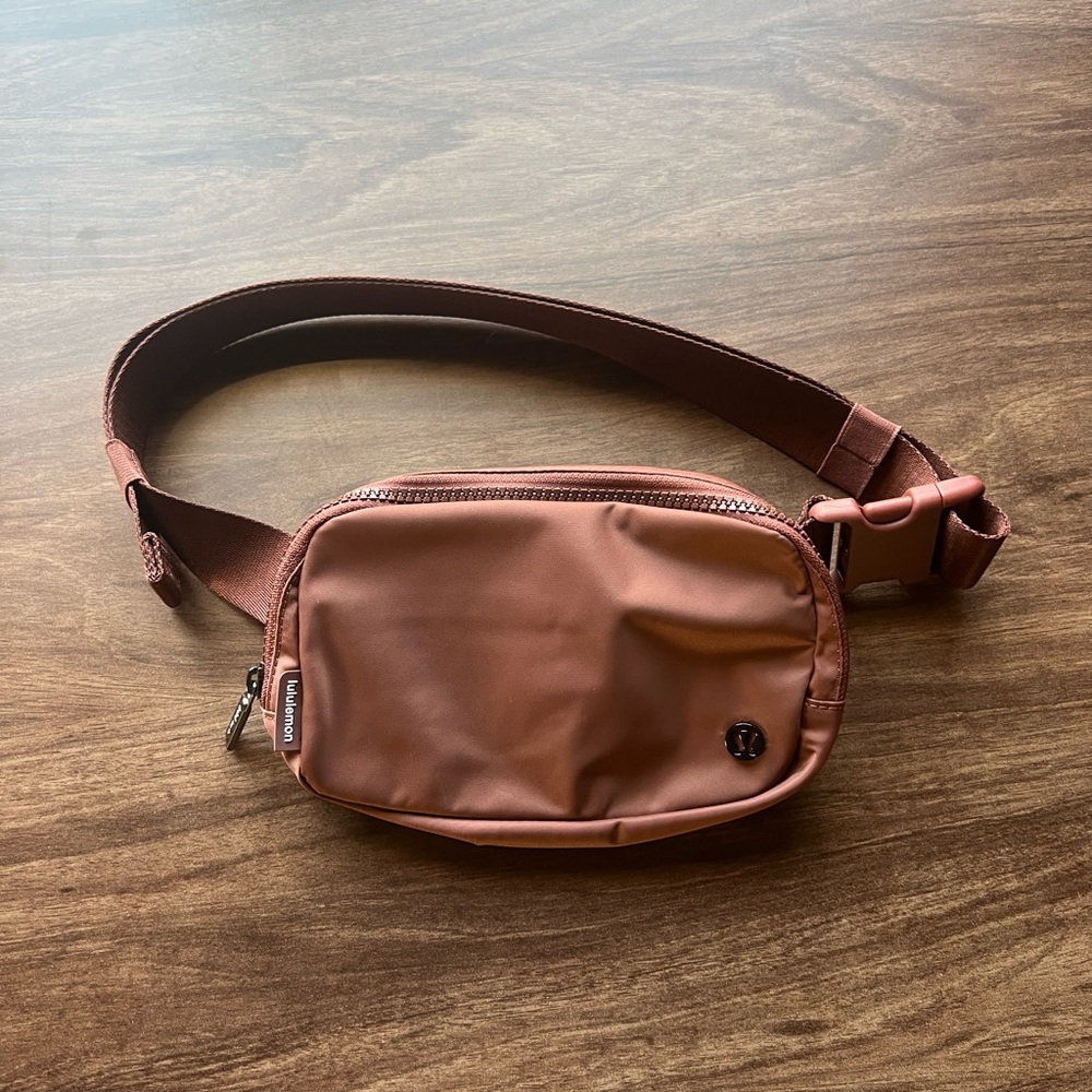 Lululemon Everyday Belt Bag